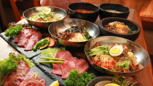 和牛炭火焼肉 よつば亭