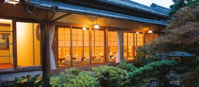 割烹旅館 八千代